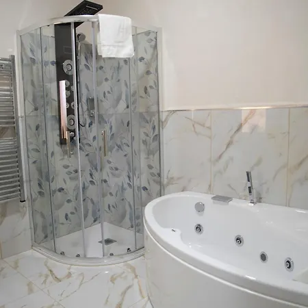 Guest house La Dolce & *