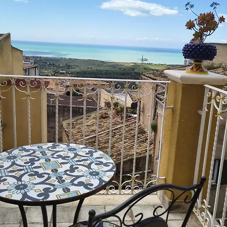Guest house La Dolce &